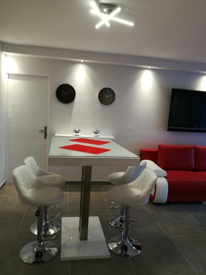 Superbe 3P 2Chambres, 2Terrasses Cannes Centre-Ville, 4 Min A Pied De La Croisette Sas-Meredith Loc Exterior foto